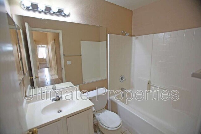 Foto del edificio - 4120 W Wethersfield Rd