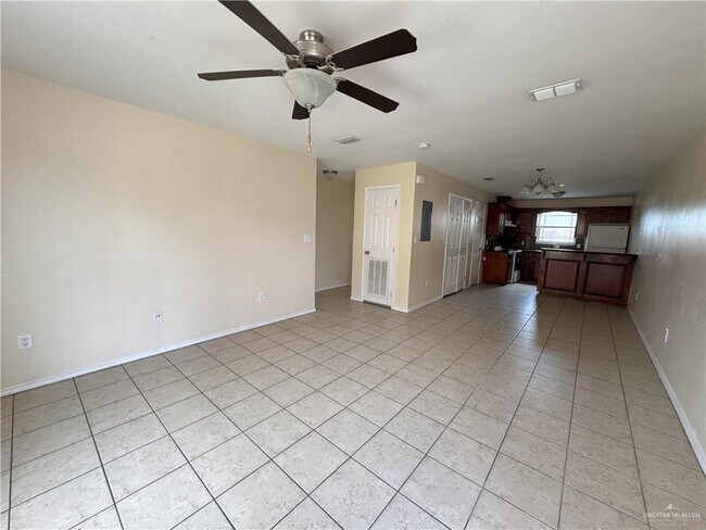 Building Photo - 209 N Linares St