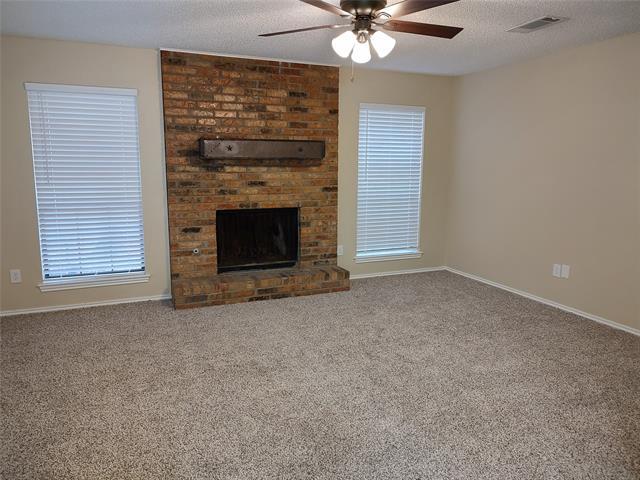 Building Photo - 3116 Oak Ridge Point
