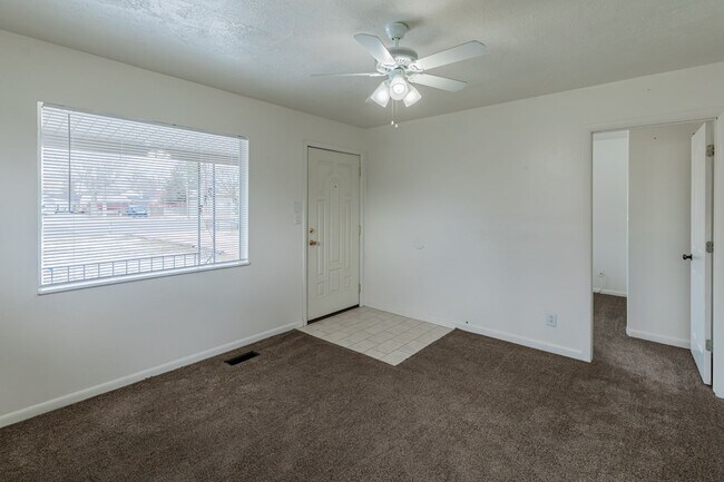 Foto del edificio - Cute 2 Bedroom 1 bath Home in the heart of...