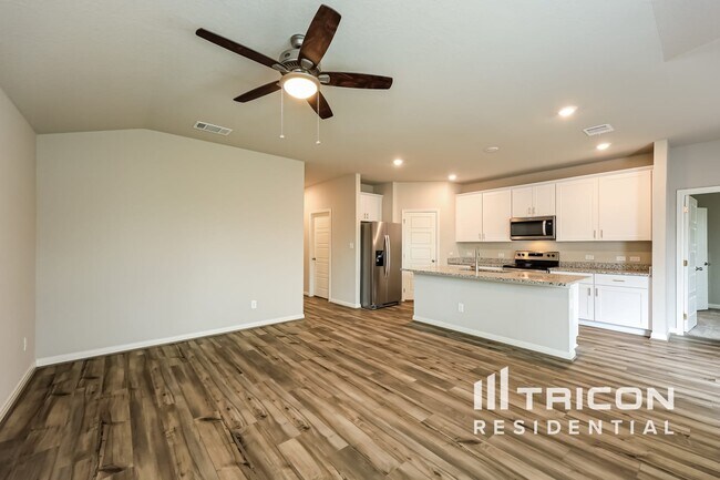 Foto del edificio - 13555 Paxton Boulevard Saint Hedwig TX