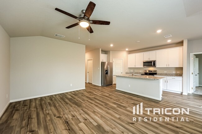 Foto del edificio - 13607 Emerson Wy