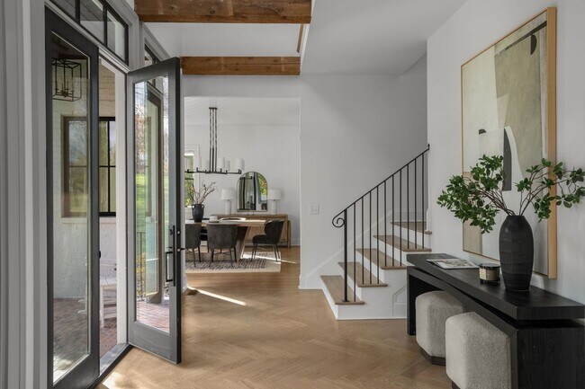 Foto del edificio - Exceptional rental home located in Green Hills
