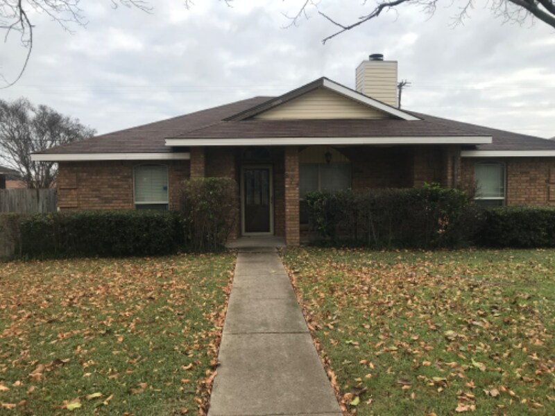 879 W Wintergreen Rd, Lancaster, TX 75134 House Rental in Lancaster