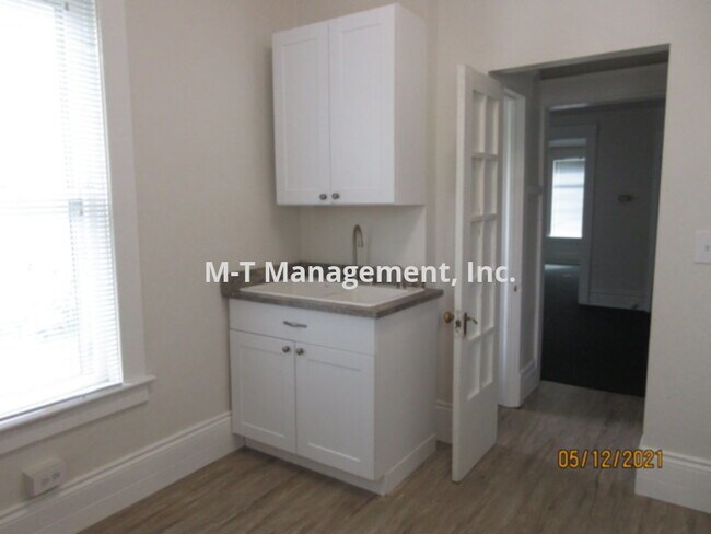 Foto del edificio - 1122 S Walnut St