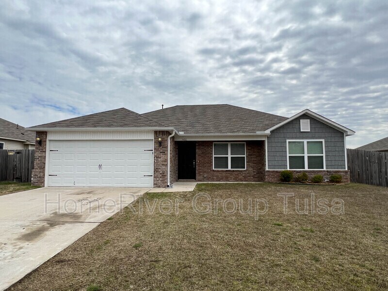 14881 S 274th E Ave, Coweta, OK 74429 House Rental in Coweta, OK