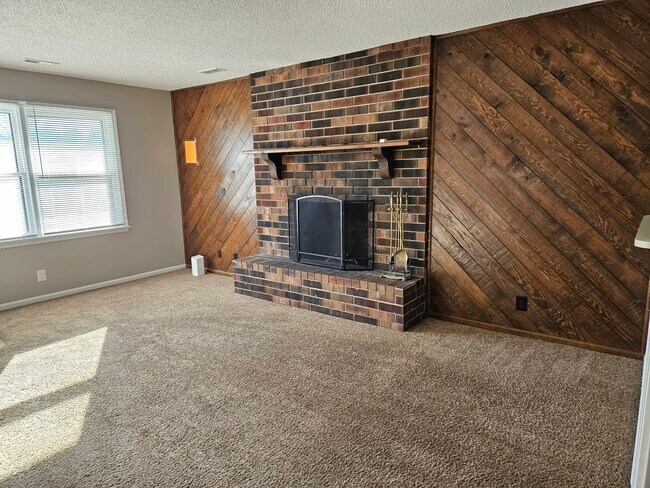 SALA DE ESTAR - 11819 County Road 438