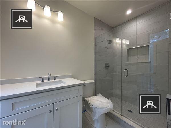 Foto del edificio - 3 bedroom in Brookline MA 02445