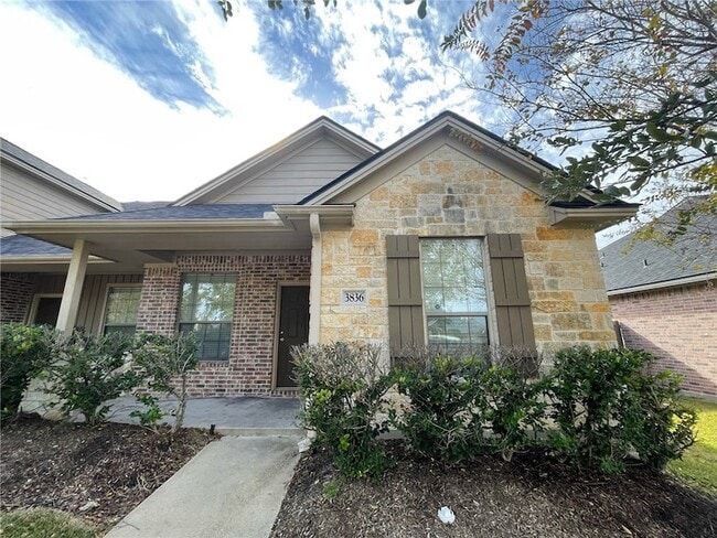 Building Photo - 3836 Oldenburg Ln