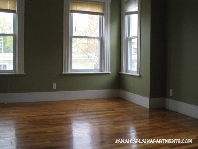 Building Photo - 58 Brookside Ave