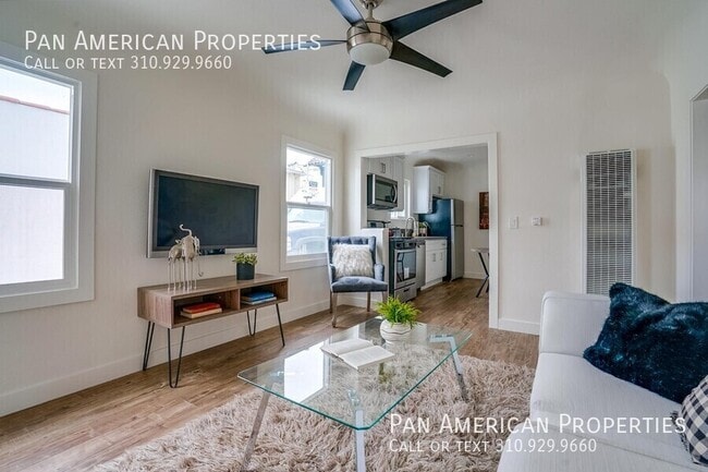 Photo - 6621 1/4 Crenshaw Blvd.- Apartment