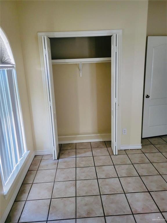Building Photo - 603 Buena Vista Dr