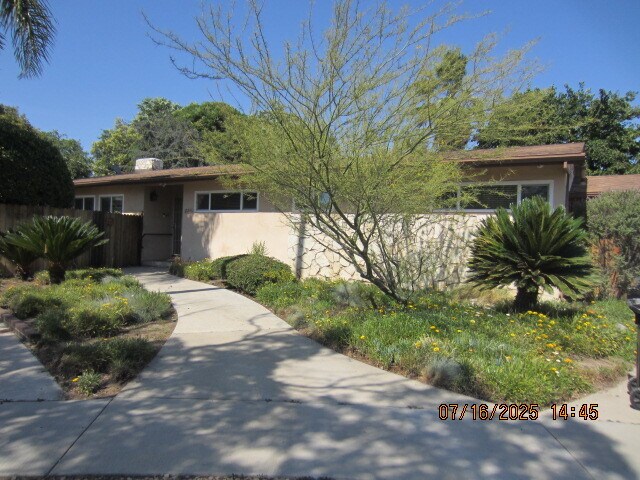 Primary Photo - 12715 Hartland St