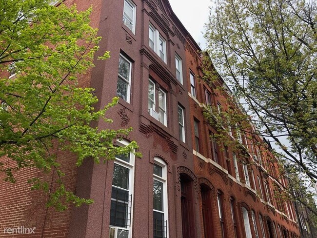 Foto del edificio - 1 br, 1 bath Apartment - 1800 Bolton Street