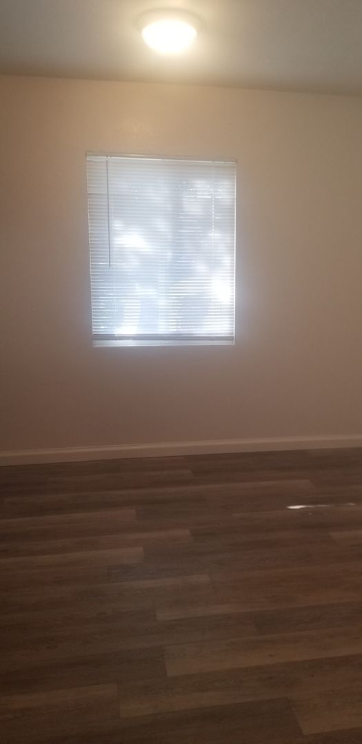 Foto del edificio - 3015 Glenwood Pl