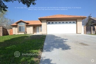 Building Photo - 3596 N Amberwood Ave