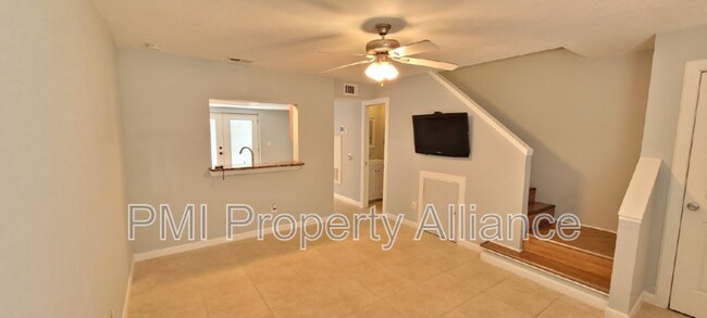 Building Photo - 12056 Tift Cir