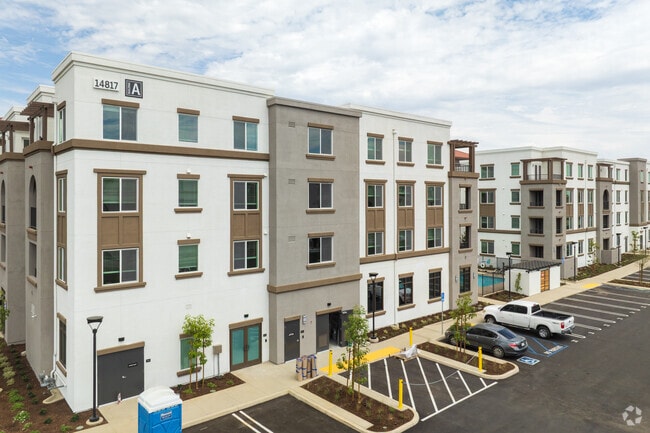 Building Photo - Alta Westwind