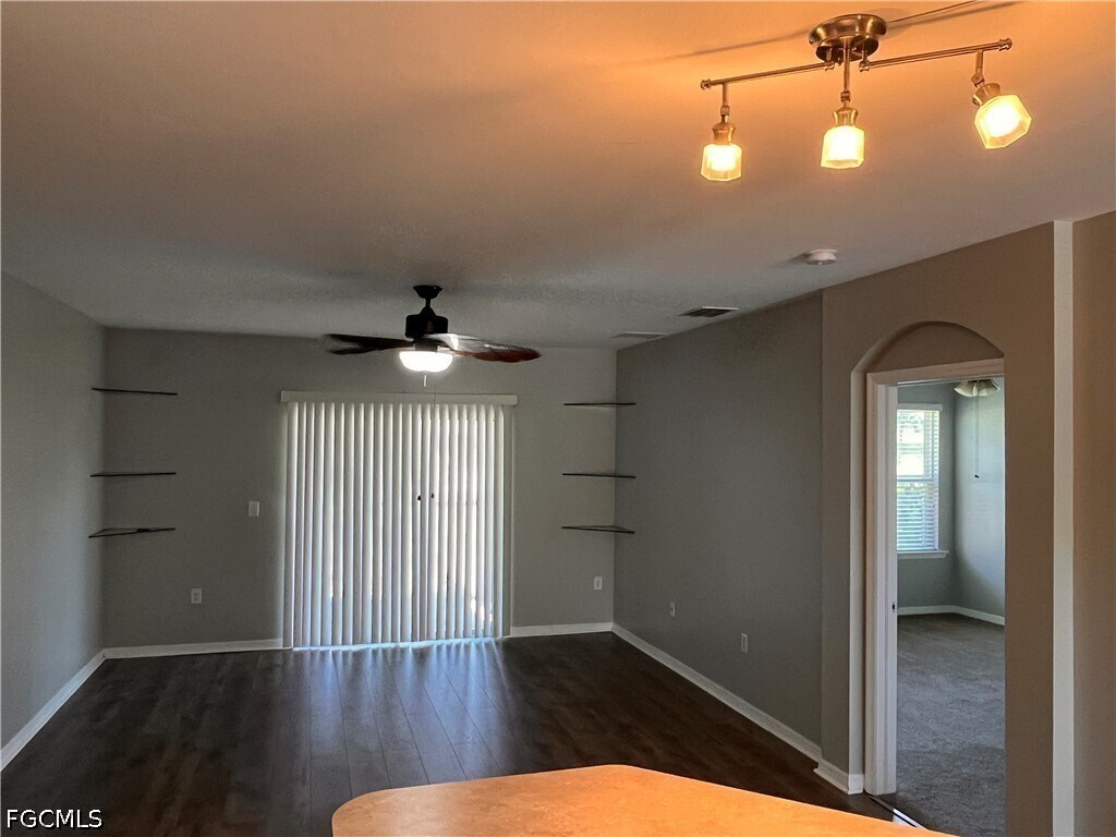 Foto del edificio - 10353 Canal Brook Ln