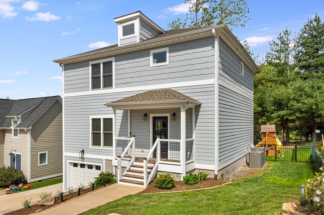 Building Photo - 304 Magnolia Ridge Rd