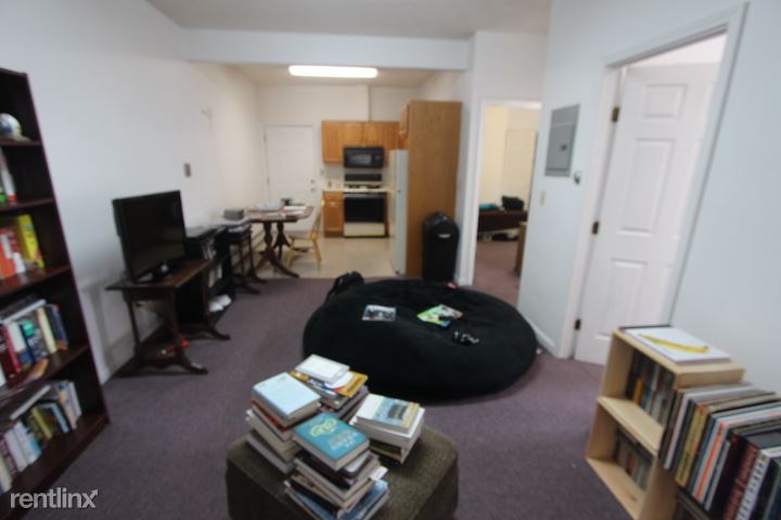 Primary Photo - 240 Walden St