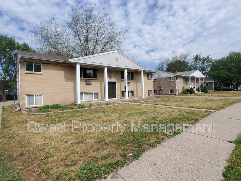 3027 Taft Ave SW Unit 1, Wyoming, MI 49519 Condo for Rent in Wyoming