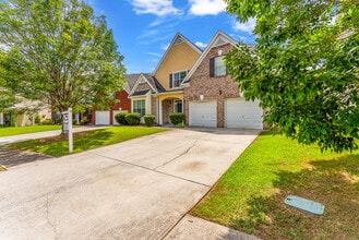 Building Photo - 208 Jarrod Oaks Ct SW