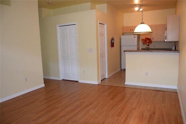 Building Photo - 20202 Indian Creek Dr