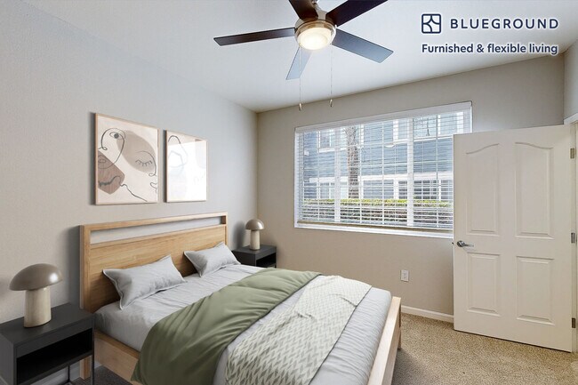Foto del edificio - 6910 NE Ronler Way