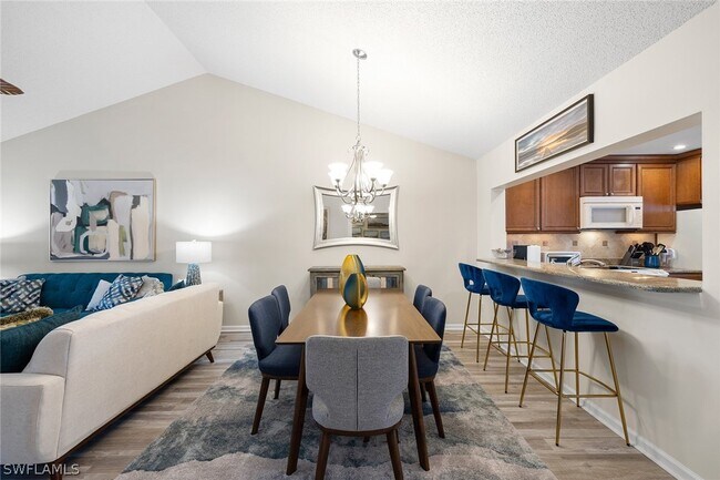 Foto del edificio - 6900 Dennis Cir