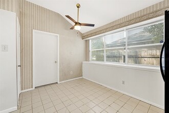 Building Photo - 22130 Jay Dr