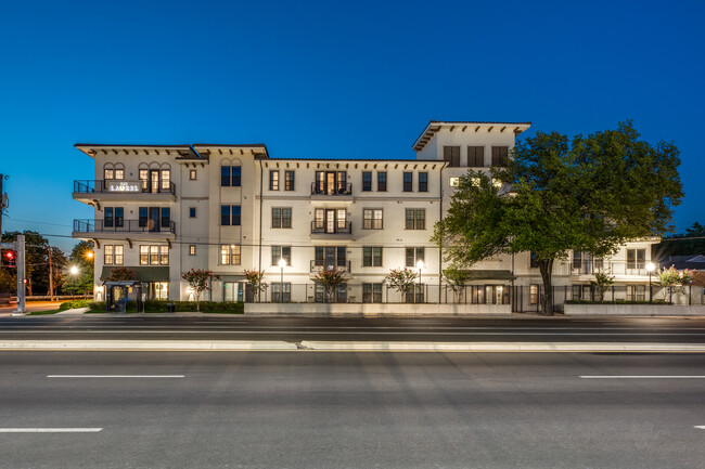 Building Photo - The Laurel Preston Hollow