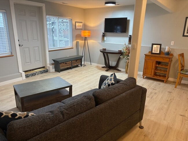 Building Photo - 7231 E Chester Heights Cir