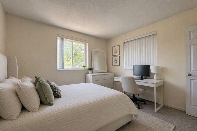 Foto del edificio - 256 Parker Hill Ave