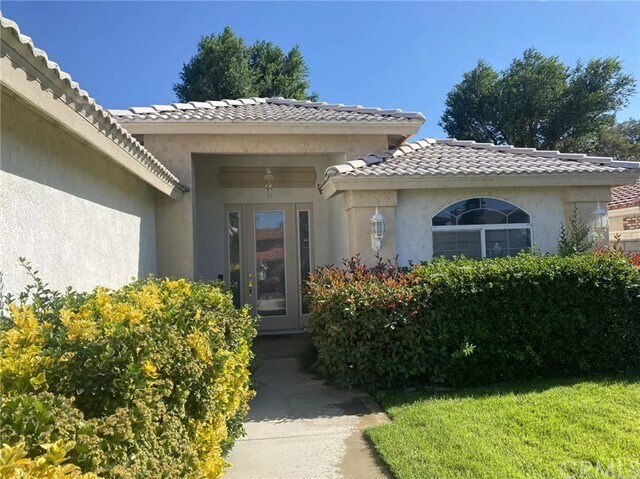 Building Photo - 13277 Country Club Dr