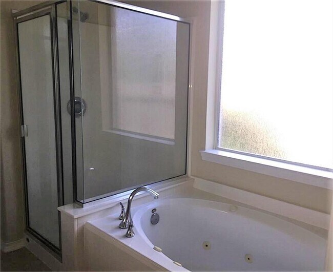 Foto del edificio - 3518 Avalon Spring Ln