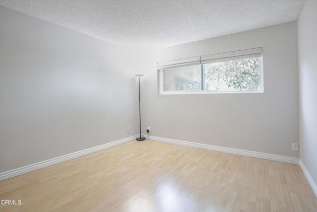 Foto del edificio - 8577 Rugby Dr