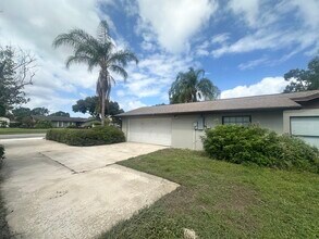 Building Photo - 107 Maplewood Dr