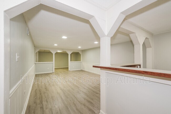 Foto del edificio - 6521 Edenfield Dr