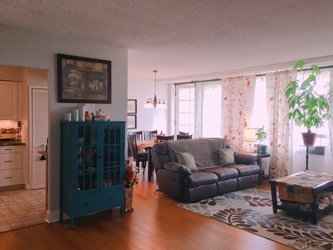 Photo - 5500 Holmes Run Pkwy Townhome