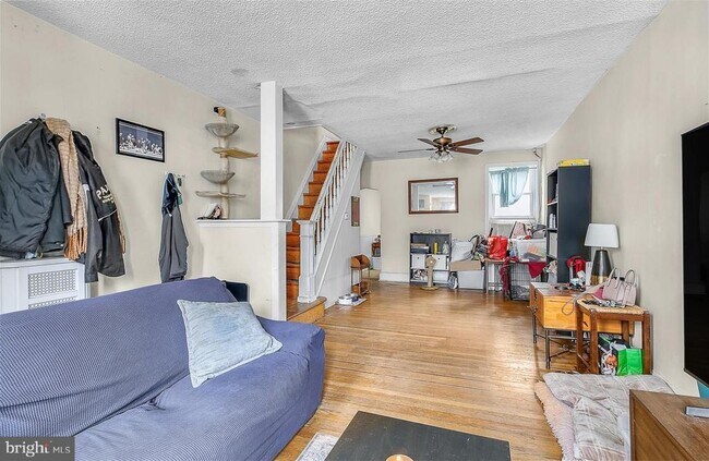 Foto del edificio - 2343 E Huntingdon St