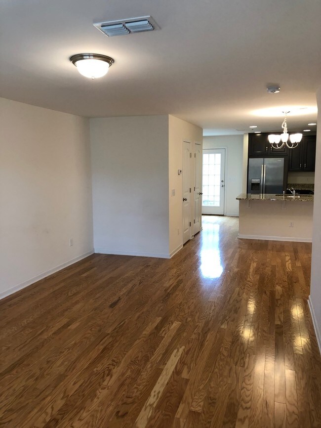 Stellar Townhome in Hermitage Townhome Rentals in Nashville TN