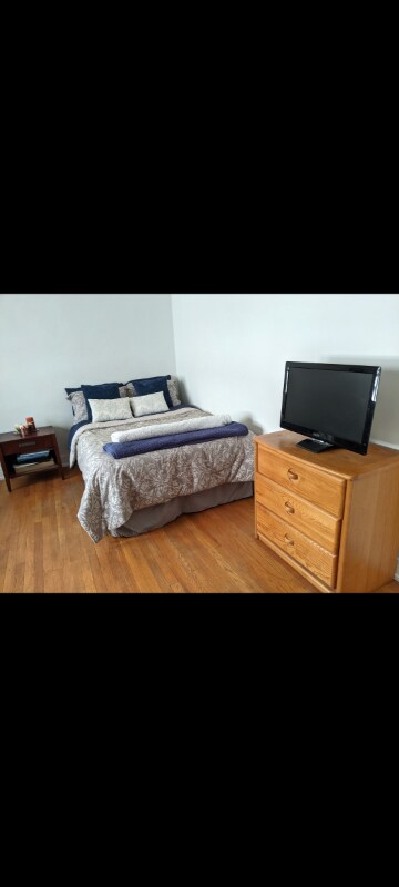 Foto del edificio - 6749 N Lakewood Ave