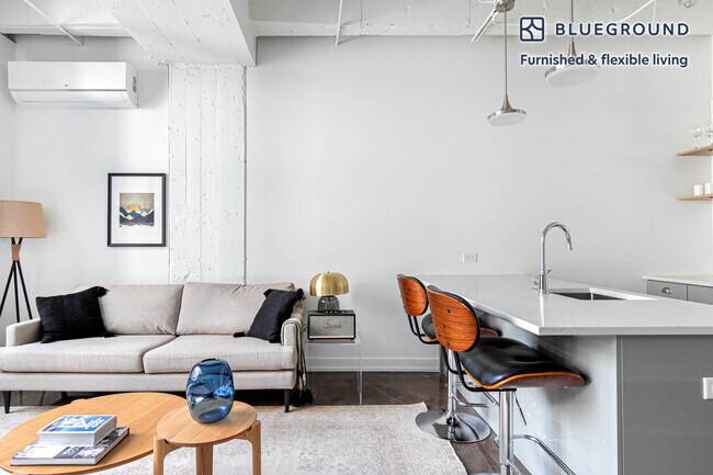 Building Photo - 5050 North Broadway-GO FL4-ID383