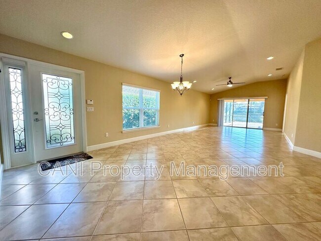 Foto del edificio - 12244 Pescara Ln