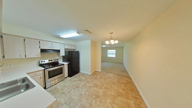 Foto del edificio - Charming 2-bedroom single family home in O...