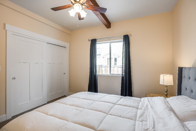 Building Photo - 68 Park St