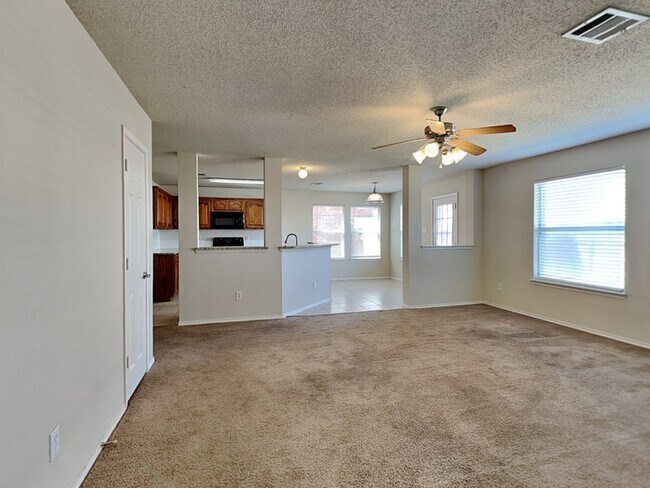 Foto del edificio - 6518 Ashland Dr