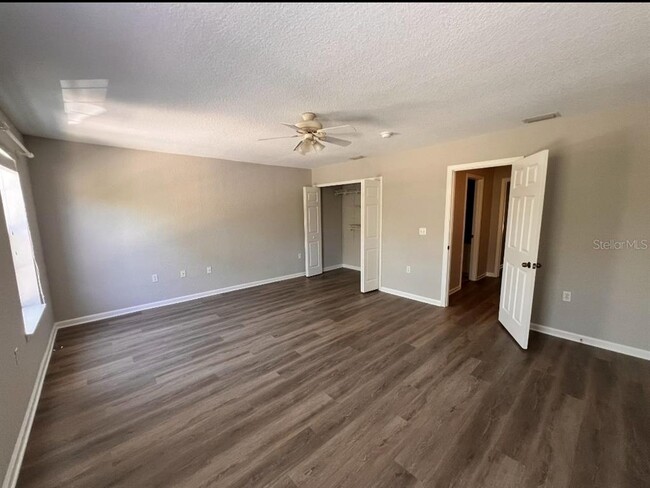 Building Photo - 6245 Ashbury Palms Dr
