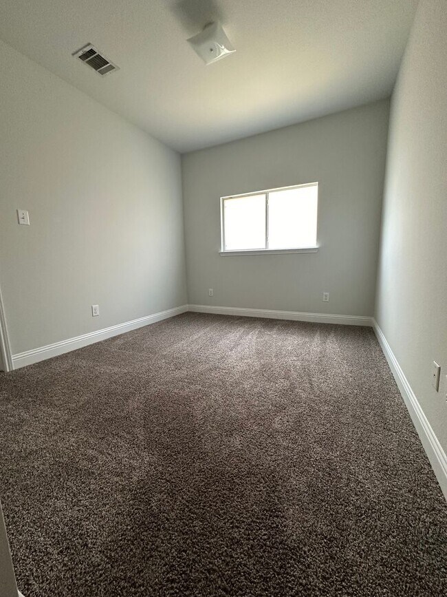 Foto del edificio - 3 Bedroom Single Family Home in Fort Worth